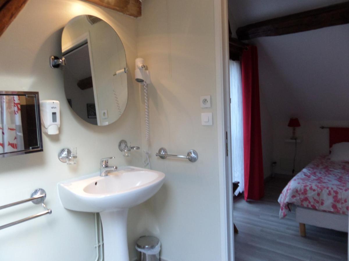 Bed and Breakfast Le Moulin De La Planche Cerelles Экстерьер фото