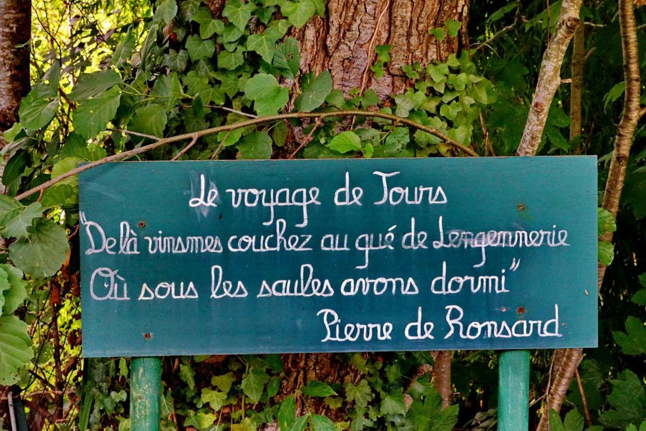 Bed and Breakfast Le Moulin De La Planche Cerelles Экстерьер фото
