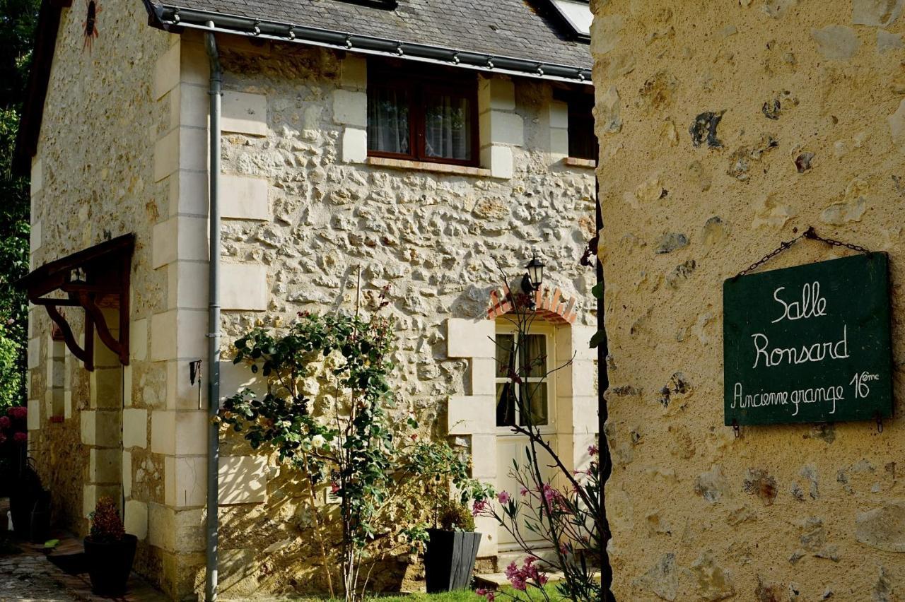 Bed and Breakfast Le Moulin De La Planche Cerelles Экстерьер фото