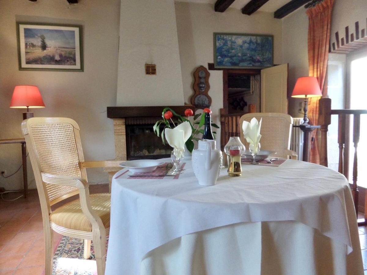 Bed and Breakfast Le Moulin De La Planche Cerelles Экстерьер фото